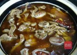 Illustration of braised beer duck 13