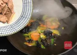 Illustration of how to make stir-fried pork liver 7