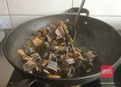 Illustration of braised eel 7