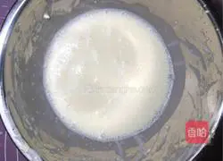 Illustration of Matcha Red Bean Mousse 4