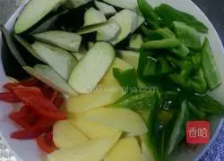 Illustration of how to make three fresh vegetables with less oil 1