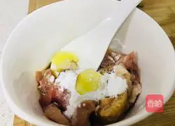 Illustration of how to make boiled pork slices 4