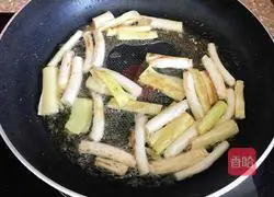 Illustration of how to make fried sea cucumber with green onions 6