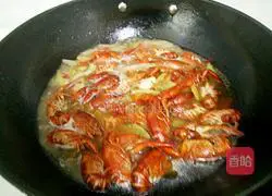Braised crayfish recipe 9