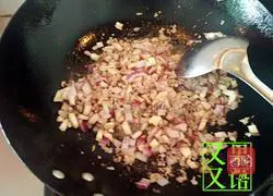 Illustration of how to make pasta sauce and pasta 6