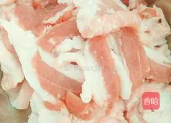 Illustration of how to make stir-fried pork 1