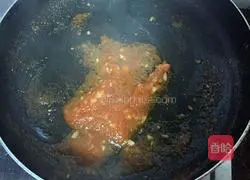 Illustration of making homemade tomato sauce 8