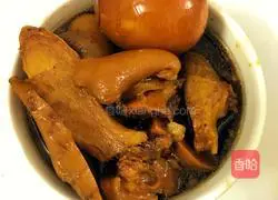 Illustration of how to make pig's feet and ginger vinegar 9