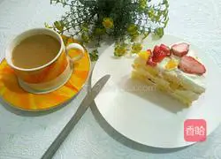 Strawberry Cream Cake Recipe Illustration 8