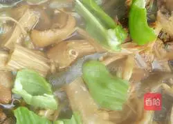 Illustration of Beer Duck Chowder 15