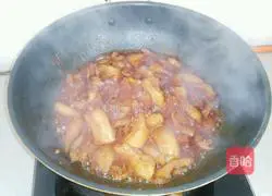 Illustration of how to make fragrant twice-cooked pork 7