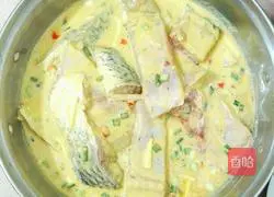 Illustration of how to make crispy and spicy fried fish nuggets 7