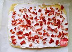 Strawberry Cream Cake Roll Recipe Illustration 20