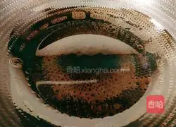 Illustration of home-style papaya, mushrooms and hairtail 7