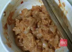 Illustration of how to make chicken, rice and sprouts 3