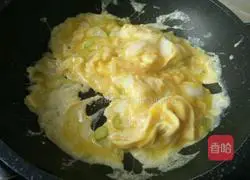 Illustration of how to make scrambled eggs with oysters 7