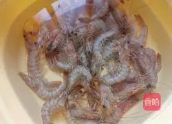 Illustration of how to cook boiled shrimp 2