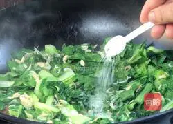 Shrimp Illustration of how to make stir-fried cabbage 7