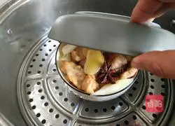  Illustration of how to make crispy pork 10