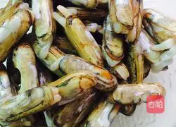 Double pepper razor clams Practice illustration 2