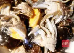 Egg yolk rice Illustration of how to make baked crab 2