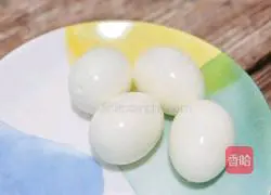 Illustration of how to make crispy money eggs 4