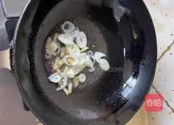 Illustration of how to make salt and pepper shrimp crawlers 4