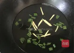 Illustration of how to make mackerel balls in clear soup 6