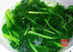 Illustration of how to cook carrots and celery 6