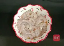 Illustration of how to make fried edamame with shrimps 4