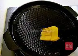 Illustration of how to make sizzling beef 3