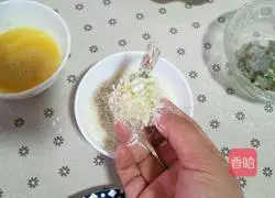 Illustration of making mashed potato and shrimp balls 14