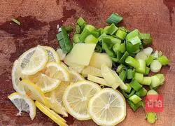 Illustration of how to make lemon cod 2