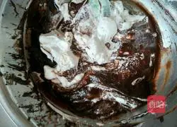 Classic Chocolate Cake Recipe Illustration 11