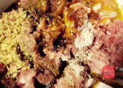 Illustration of how to outflank the hand 1