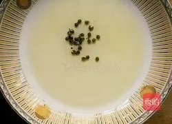 Illustration of burning noodles 1