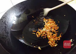 Garlic Illustration of how to make steamed scallops with vermicelli 1