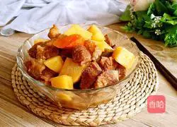 Illustration of how to make beef stew with potatoes 10