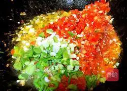 Illustration of how to make screw pasta 3