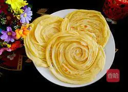 Milk-flavored hand-shredded pancakes with flat bottom Illustration of how to make a pot 13