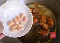 Illustration of how to make pig's feet and ginger 14