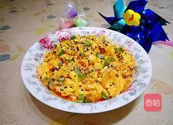 Illustration of how to make fried eggs with tomato sauce 11