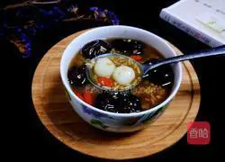 Illustration of how to make red dates and glutinous rice with sweet wine 17