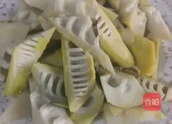 Illustration of casserole with spring bamboo shoots and beef stew 16