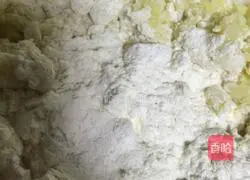 Illustration of how to make mashed potato pancakes 4