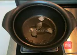 Illustration of making plum pork ribs 4