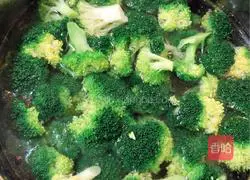 Illustration of how to make pan-fried chicken breast 2