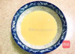 Illustration of how to make steamed eggs with colorful vegetables 4