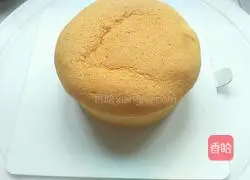 Illustration of how to make a small four-inch cream cake 9