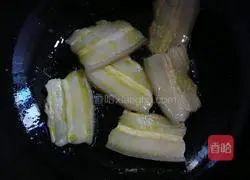 Illustration of twice-cooked pork with lettuce 8